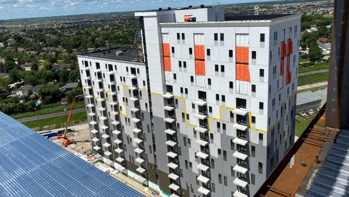massive-steel-structures_halo-apartment-tower_canam